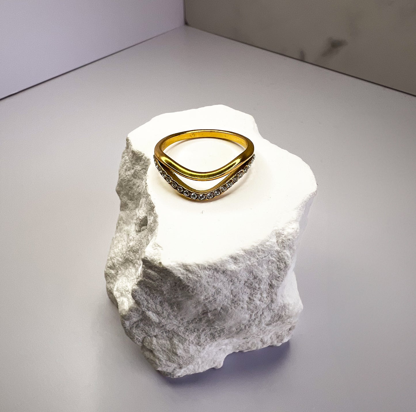 Orleans Layered V Ring